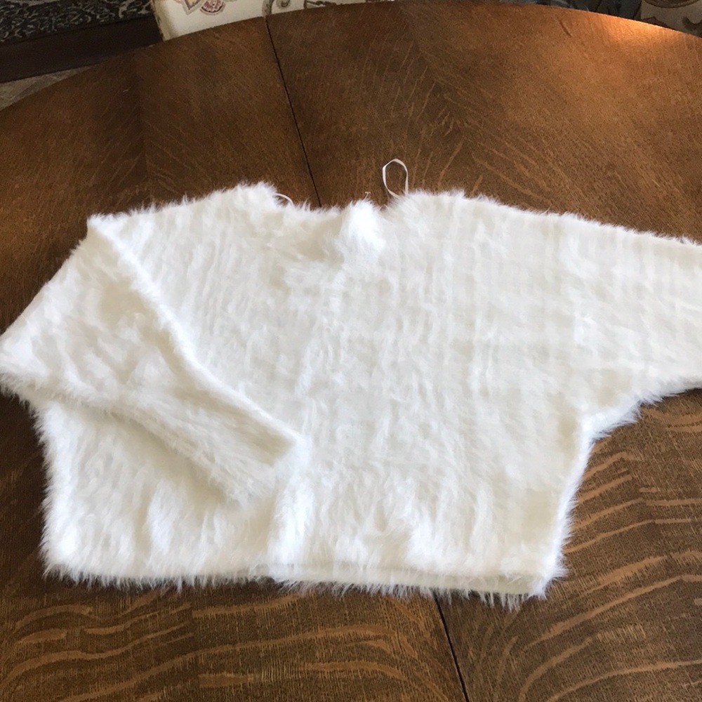White fuzzy sweater NEVER WORN